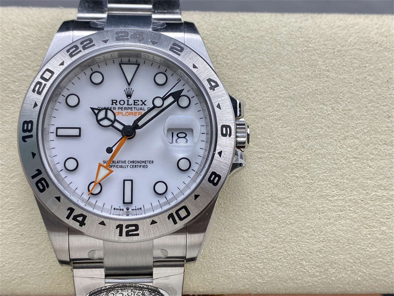 wc_upload_0001-155-1.jpg Clean Factory Rolex Explorer II 226570 Homage – 42mm Polar White 1:1 Replica Ref. 226570 - Image 1