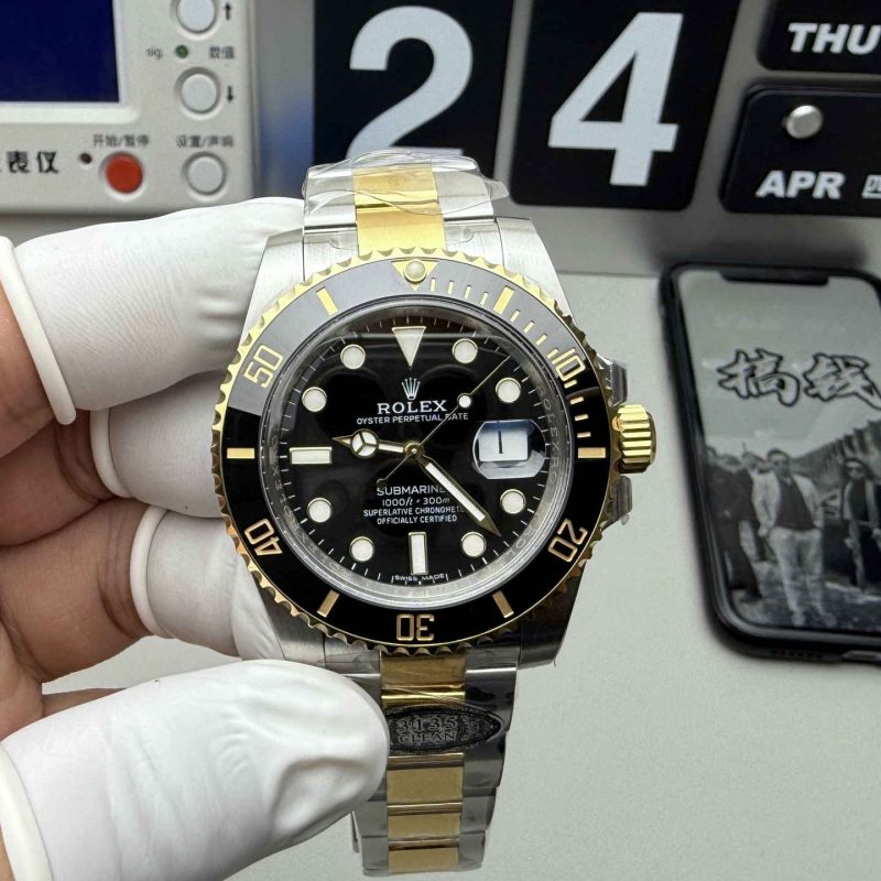 Clean Factory Rolex Submariner 116613LN Two-Tone Black Dial Replica