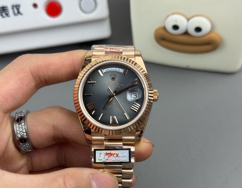 QF Factory Rolex Day-Date 40 m228235-0055 Everose Gold 40mm Replica