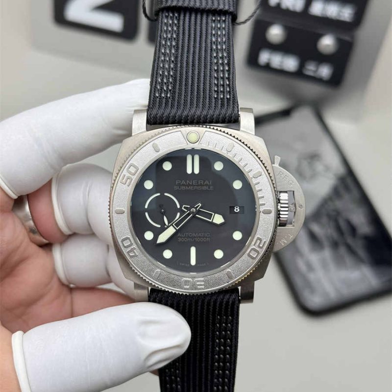 Panerai PAM984 47mm Titanium Submersible – 1:1 Replica Homage