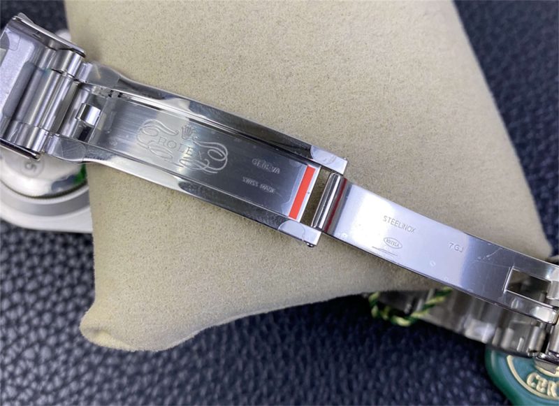 Hulk Rolex Submariner 116610LV VS Factory – Dandong 3135 Edition - Image 2