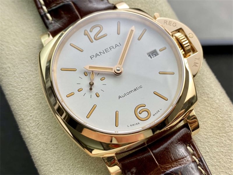 VSF Panerai PAM1042 Replica – Luminor Due 42mm Goldtech™ Rose Gold - Image 2