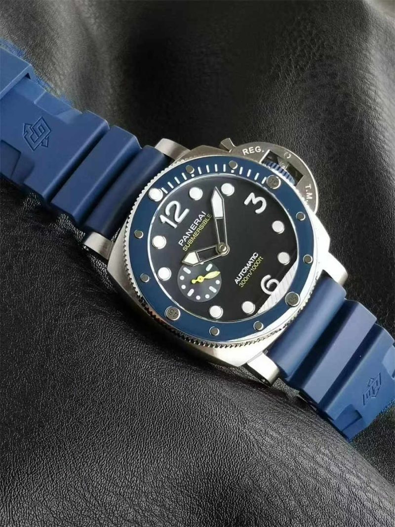 VSF Panerai PAM1676 44mm Submersible Mike Horn Limited Edition Replica - Image 2