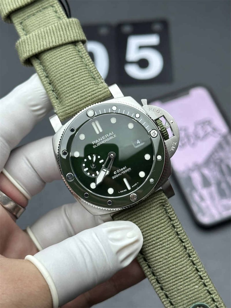 VSF Panerai PAM1287 44mm Submersible eSteel Super Clone Green Dial P.900 - Image 2