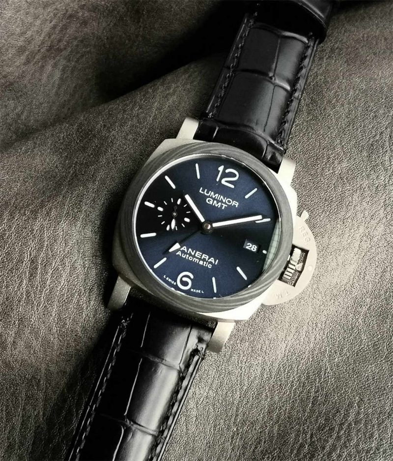 Panerai PAM01279 42mm Titanium Luminor GMT Blue Sunburst 1:1 Replica - Image 3