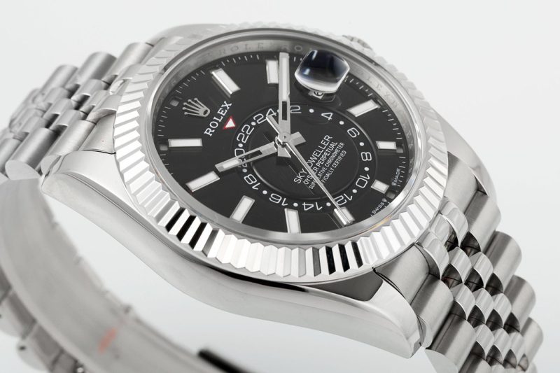 ZF Sky Dweller 336934 Replica – Black Dial Stainless Steel Sky-Dweller Clean Factory - Image 4