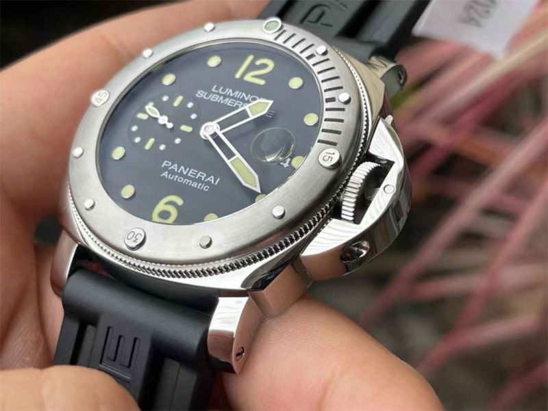 VS Factory PAM01024 – 44mm Submersible Replica with Sapphire Crystal & Automatic Movement - Image 4