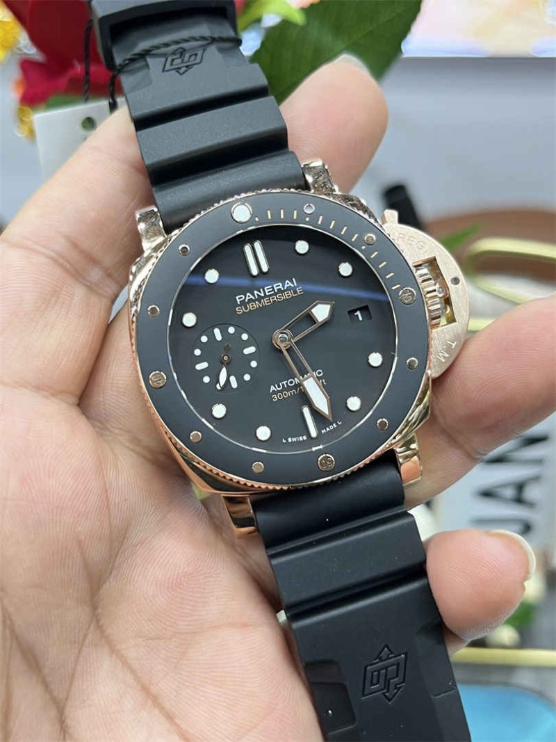 VS Factory PAM2164 42mm Submersible Replica w/ P900 Movement - Image 4