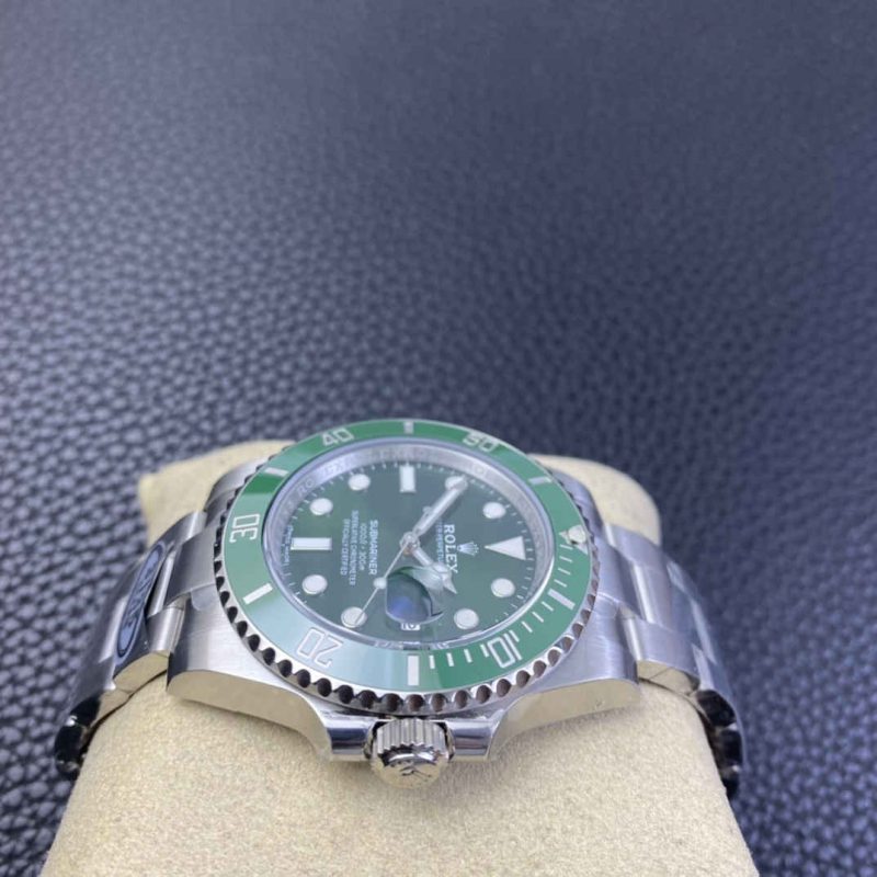 Submariner 116610LN Replica – 40mm Green Ceramic 1:1 Homage Watch - Image 4