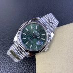 Clean Factory 126334-0030 41mm Green Datejust Replica w/ 3235 Movement - Image 5