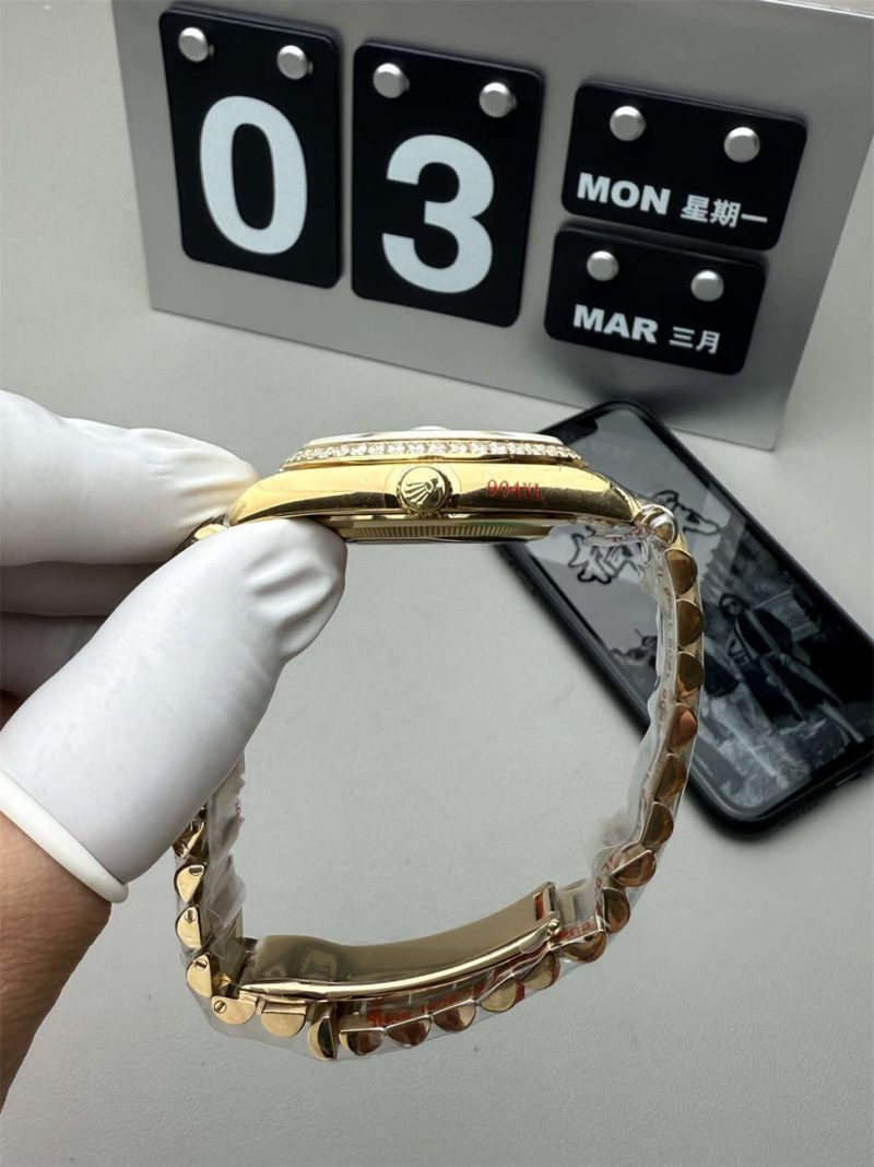 QF Day-Date 36mm Replica – Full-Weight 2836 Movement with Diamond Dial - Clean Factory - Image 5