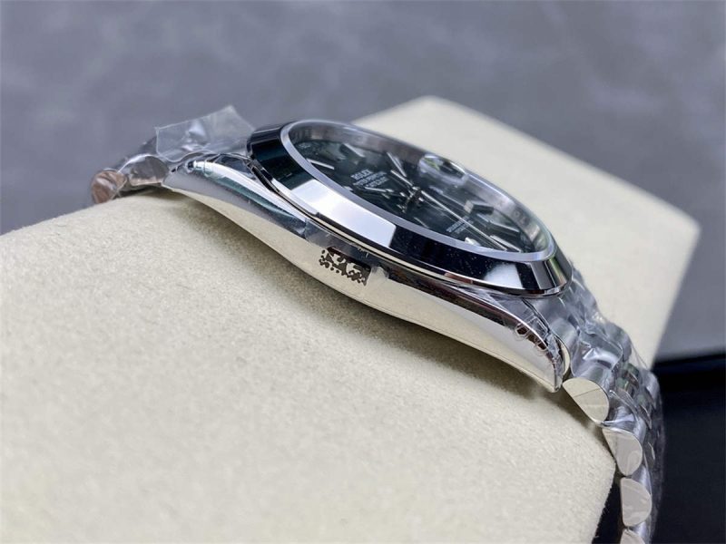 VS Factory Green Datejust 41 m126300-0019 Replica – Mint Green Dial Super Clone - Image 5