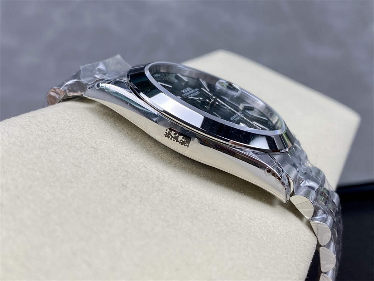 Breitling Super Clone Replica Watches | ROLLEXTER