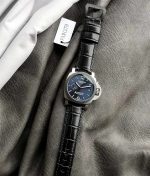 Panerai PAM01279 42mm Titanium Luminor GMT Blue Sunburst 1:1 Replica - Image 5