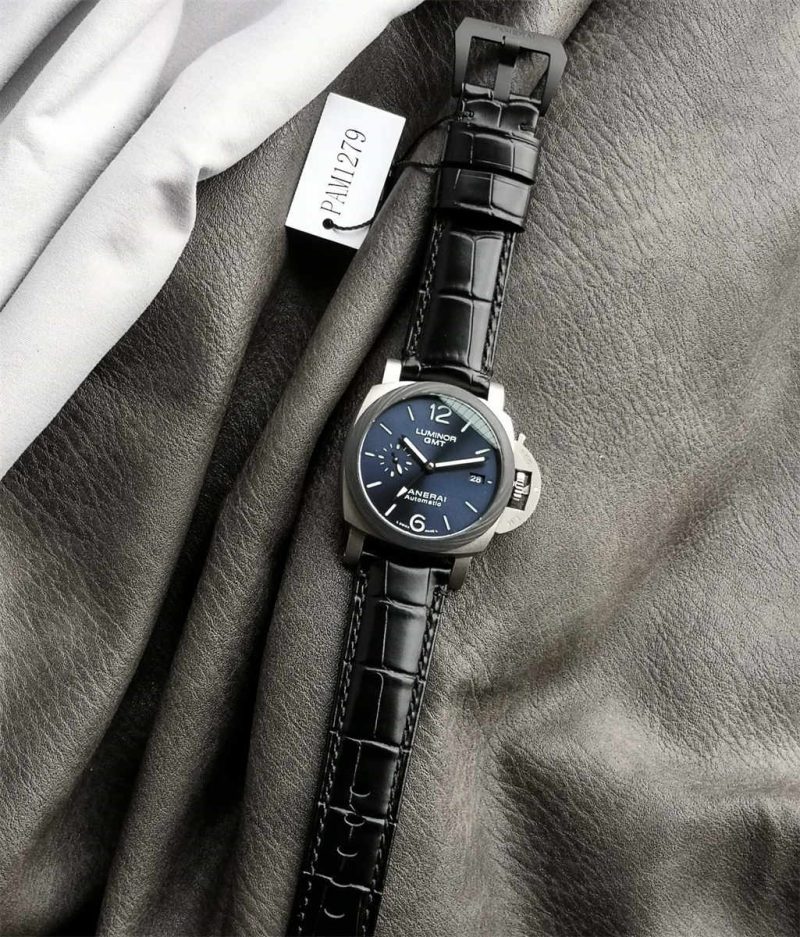 Panerai PAM01279 42mm Titanium Luminor GMT Blue Sunburst 1:1 Replica - Image 5