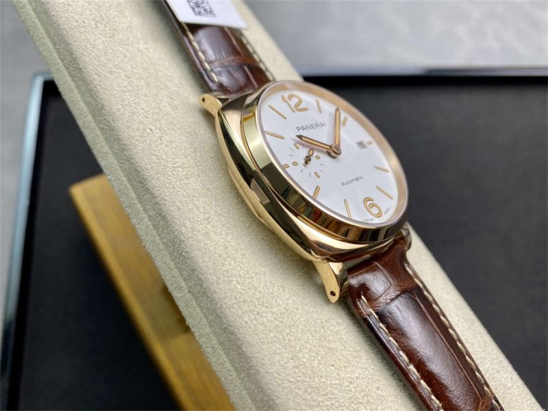 VSF Panerai PAM1042 Replica – Luminor Due 42mm Goldtech™ Rose Gold - Image 5