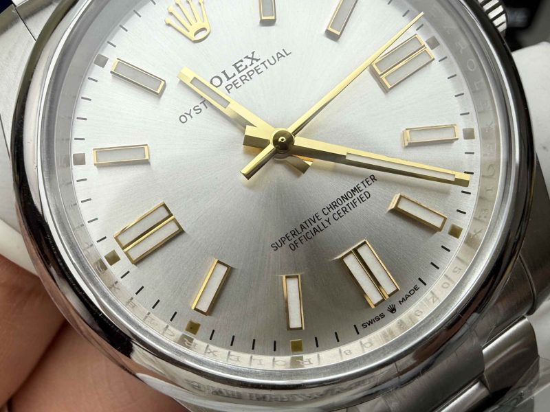 Rolex Oyster Perpetual 41 124300-0001 Silver Dial 1:1 Replica - Image 5