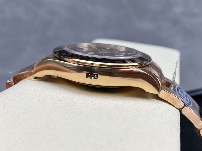 Rolex Daytona 116505 Everose Black Dial – Clean Factory 1:1 Replica - Image 6