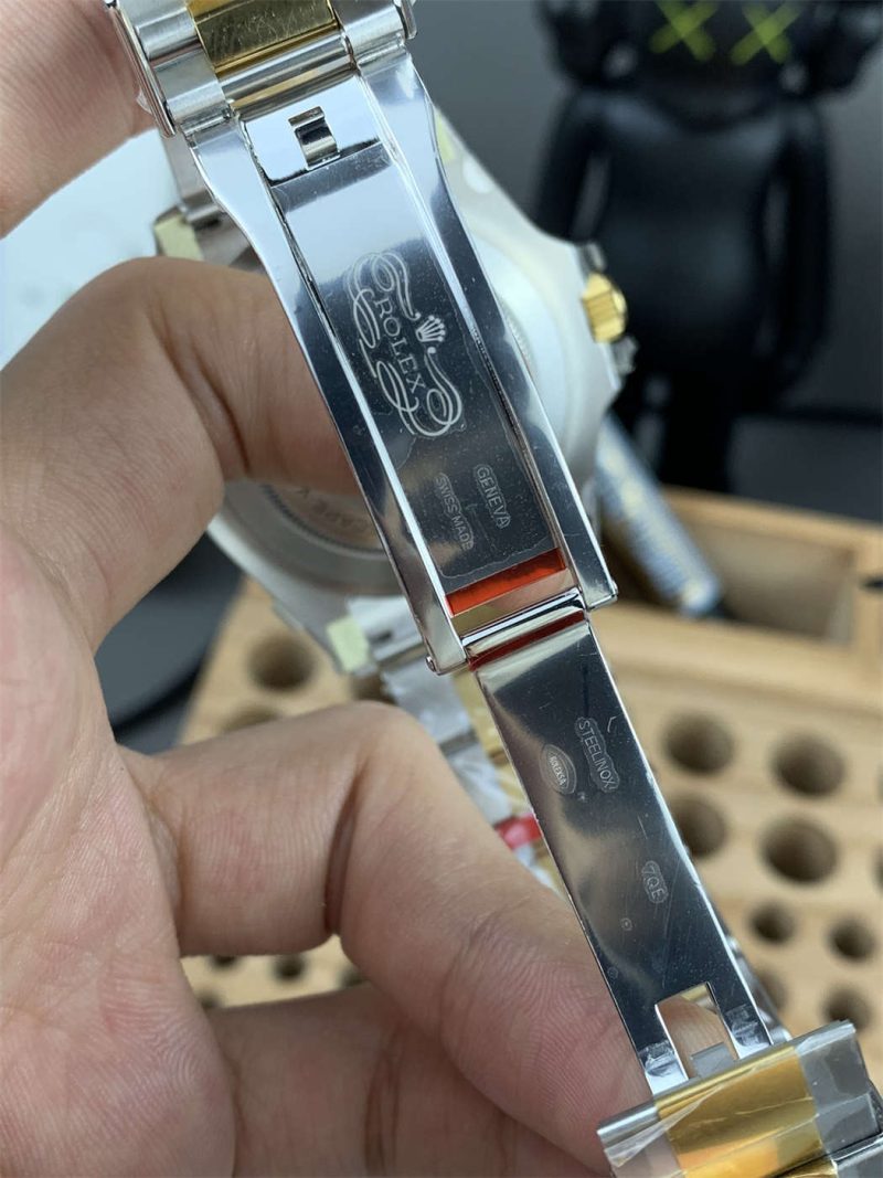 VS Factory Rolex Sea-Dweller 126603 Two Tone 43mm Replica - Image 6