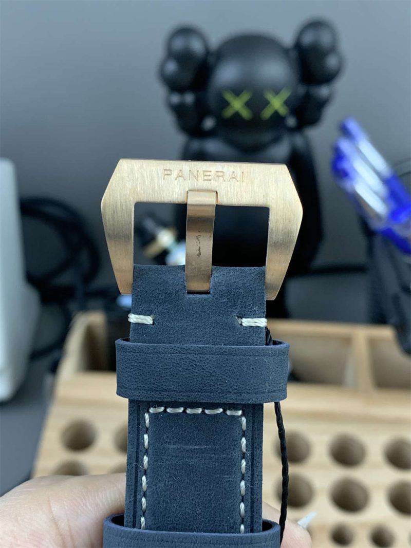 Panerai PAM01074 Replica – VS Factory Submersible Bronzo 42mm Blue Dial - Image 6