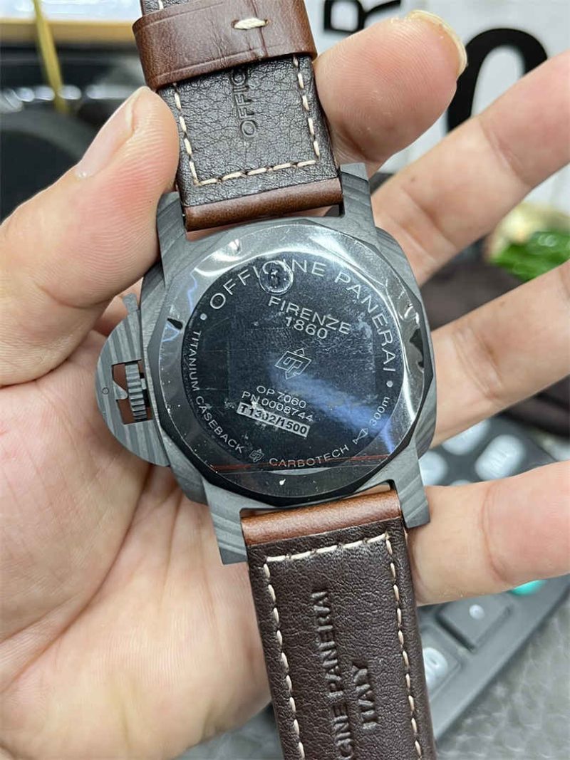 Panerai PAM00661 Luminor 1950 Carbotech 44mm Automatic Replica - Image 6