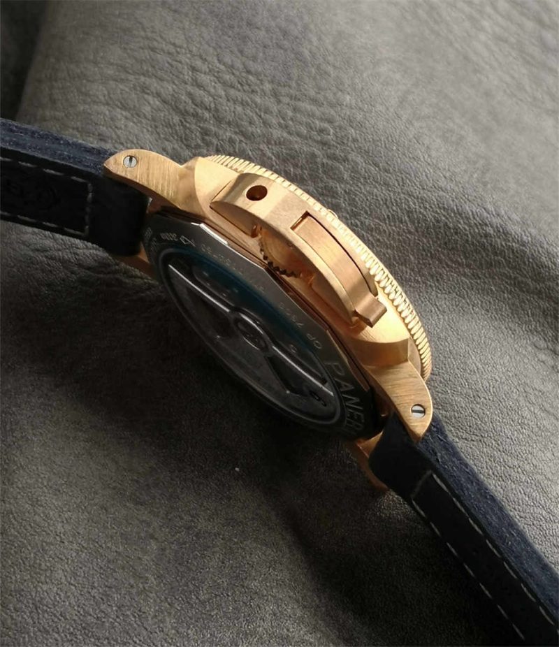 VSF Panerai PAM01074 Bronze Submersible 42mm Blue Dial Replica Watch - Image 6