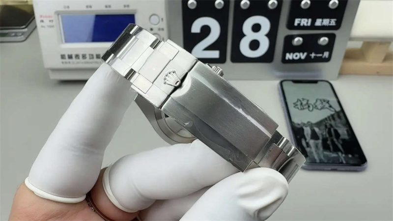 Clean Factory Rolex Submariner 126610LN Replica - Black Dial V5 (Dandong 3235) - Image 7