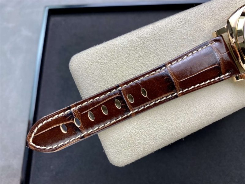VSF Panerai PAM1042 Replica – Luminor Due 42mm Goldtech™ Rose Gold - Image 7