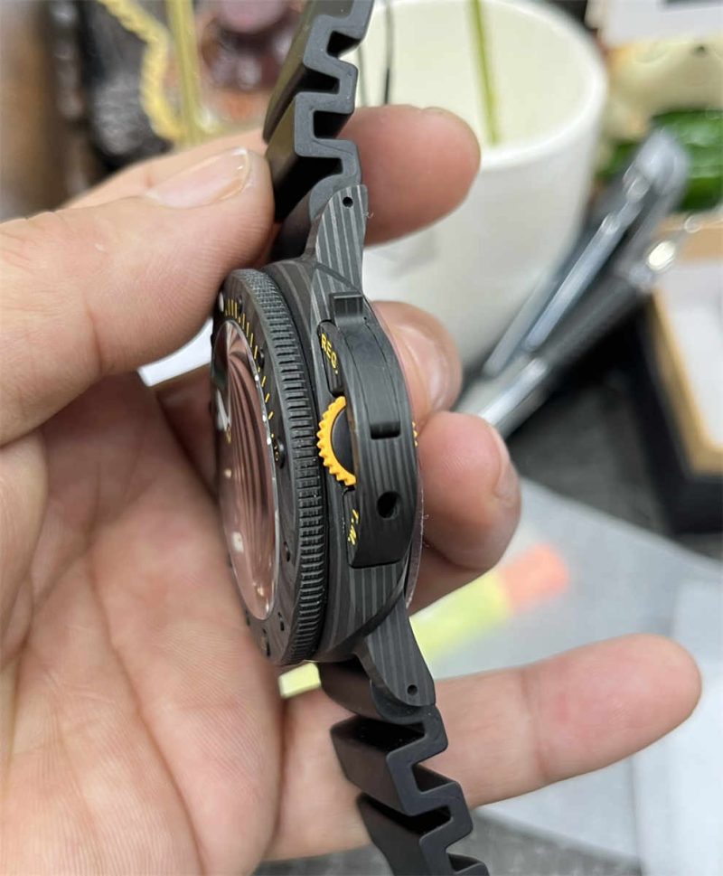 VSF Panerai PAM1324 44mm Submersible Carbotech-Style Carbon Replica - Image 7