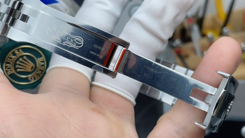 Rolex Sky-Dweller 42mm 1:1 Replica – White Dial Jubilee Bracelet - Image 8