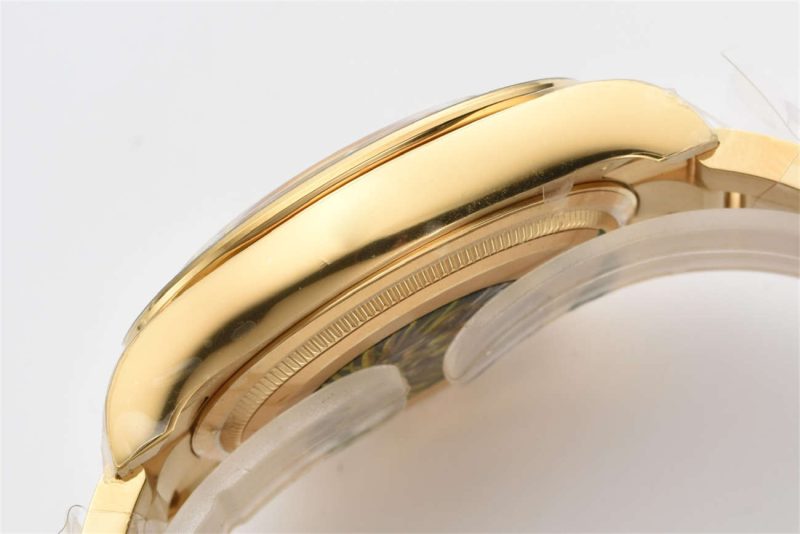 Rolex Daytona 126518LN Champagne Dial Replica – Clean Factory Yellow Gold Chronograph - Image 9