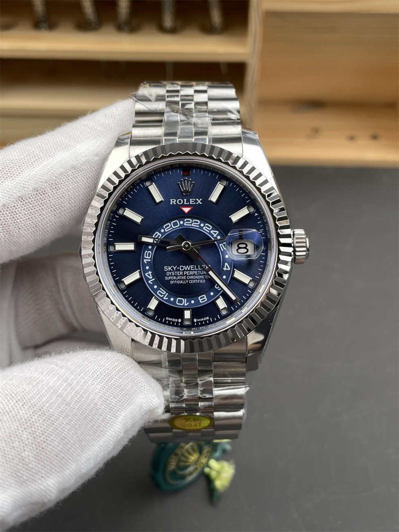 Rolex Sky-Dweller 336934 Blue Dial 1:1 Replica – 42mm Steel Jubilee - Image 9