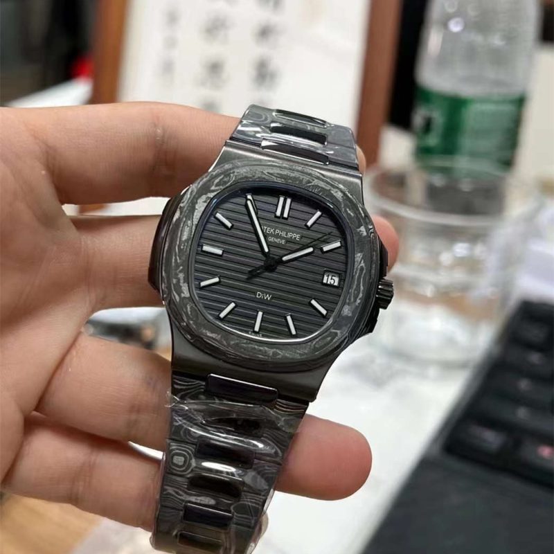 Patek Philippe Nautilus 5711 DIW Carbon 1:1 Forged Carbon Homage Replica