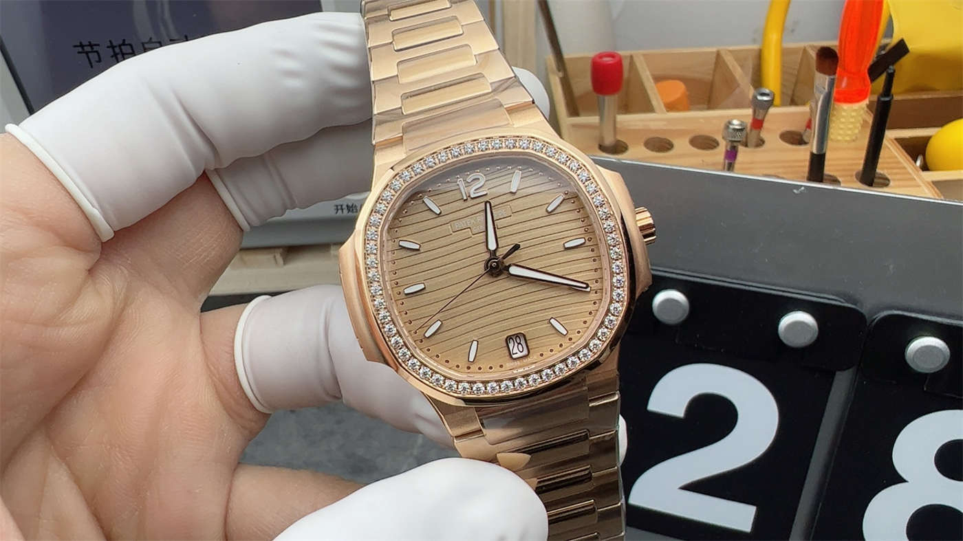 wc_upload_0001-174-1.jpg Patek Philippe Nautilus 7118/1200R Rose Gold Ladies 1:1 Replica by 3K Factory - Image 1