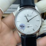 Jaeger-LeCoultre Master Control 1218420 39mm White Dial 1:1 Replica by APS Factory