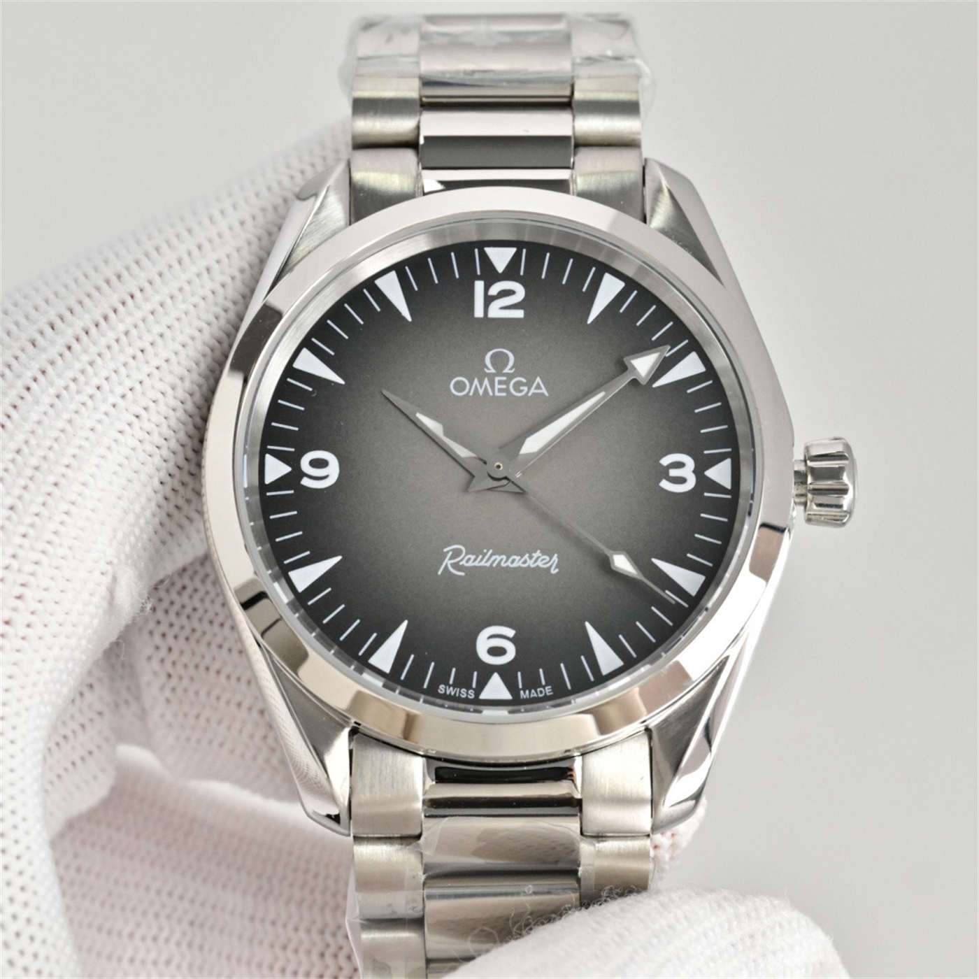 wc_upload_0001-24-1.jpg Omega Aqua Terra 150M 220.10.38.20.09.001 Sandstone 38mm 1:1 Replica by VSF - Image 1