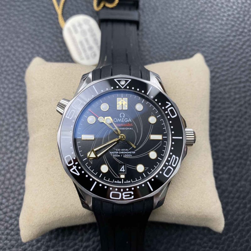 Omega Seamaster Diver 300M 007 Edition 42mm 1:1 Replica Diver Watch