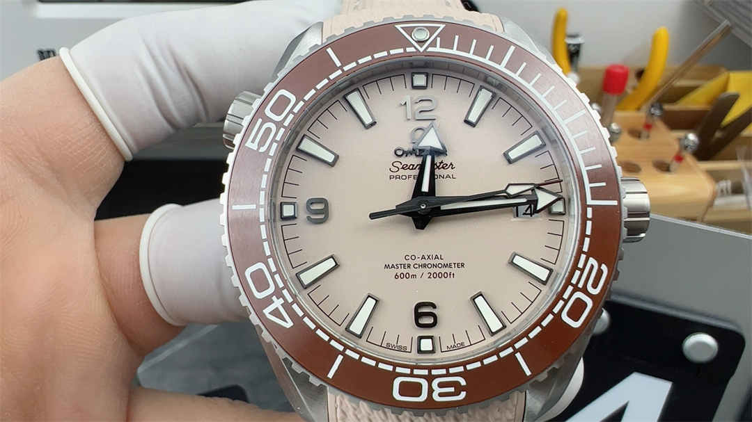 wc_upload_0001-45-1.jpg Omega Seamaster Planet Ocean 600M Desert Yellow 43.5mm 1:1 Replica Diver Watch - Image 1