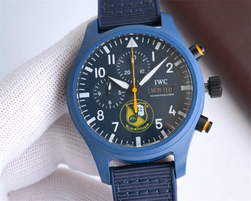 IWC Pilot’s Watch Chronograph Royal Maces IW389109 V3 1:1 Replica by ZF - Image 2