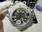 Audemars Piguet Royal Oak Offshore Diver 15720ST 42mm 1:1 Replica Watch - Image 2