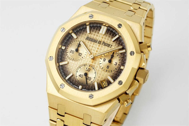 Audemars Piguet Royal Oak Chronograph 26240BA.OO.1320BA.02 1:1 Replica in Yellow Gold by APS Factory - Image 2