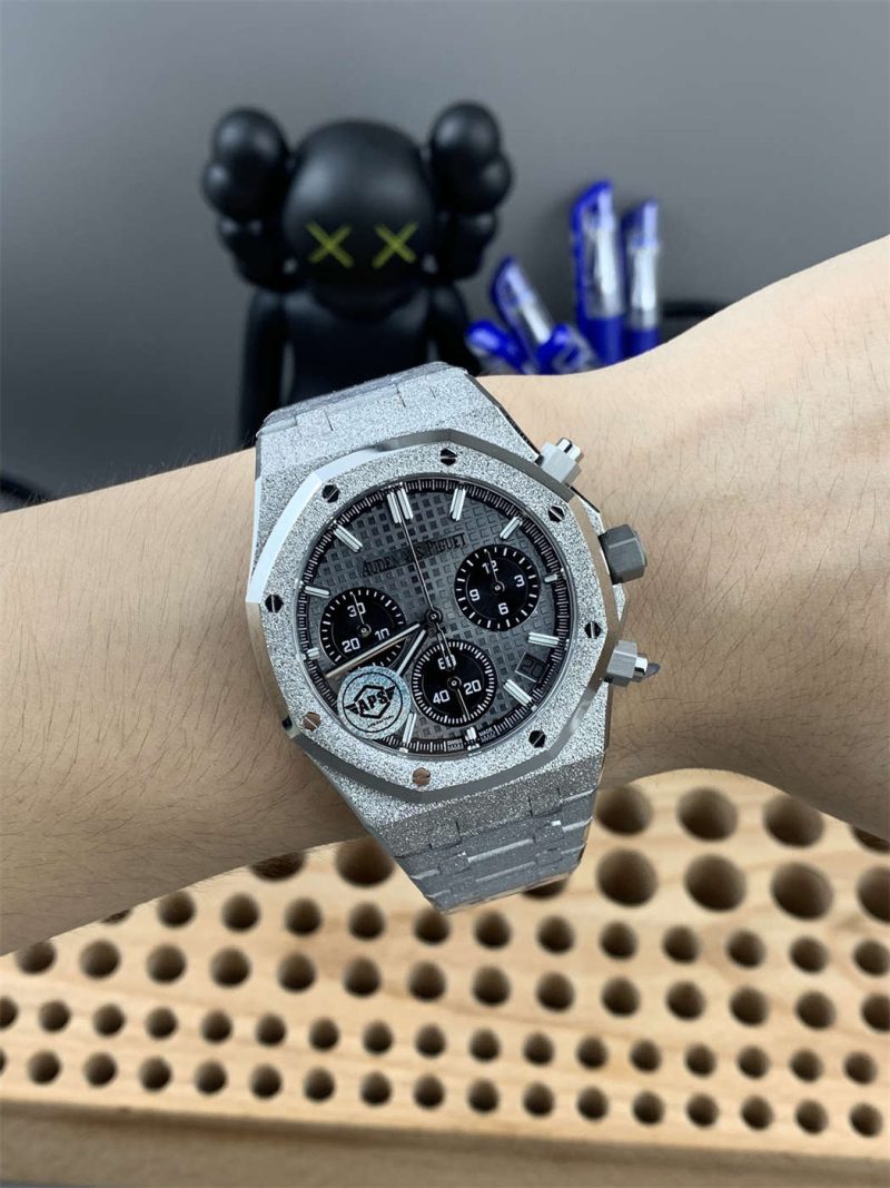 Audemars Piguet Royal Oak 26240BC.GG.1324BC.02 Frosted Grey 41mm 1:1 Replica by APS Factory Royal Oak Selfwinding Chronograph 26240BC.GG.1324BC.02 - Image 2