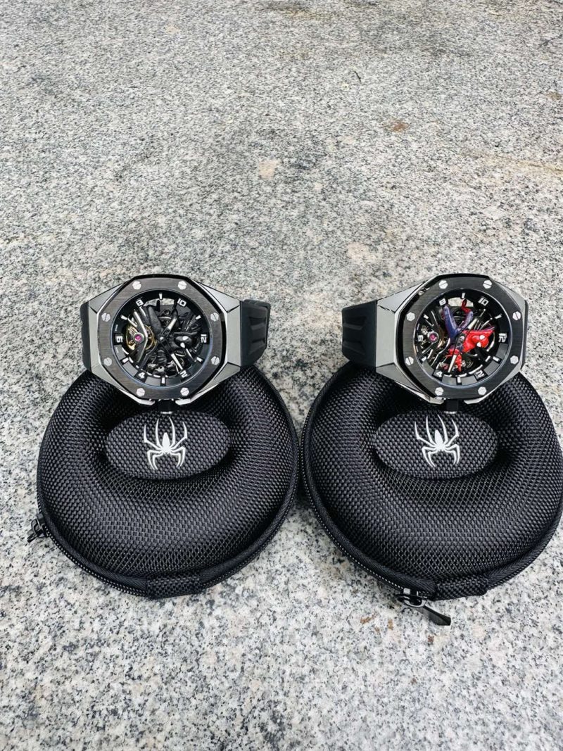 Audemars Piguet Royal Oak Concept Tourbillon "Spider-Man" 26631IO.OO.D002CA.01 1:1 Replica – Black Ceramic Style Tourbillon Marvel Edition - Image 2