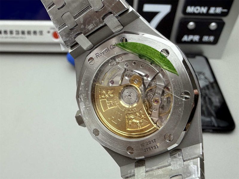 Audemars Piguet Royal Oak 15451ST.ZZ.1256ST.03 37mm Blue Dial 1:1 Replica Watch - Image 2
