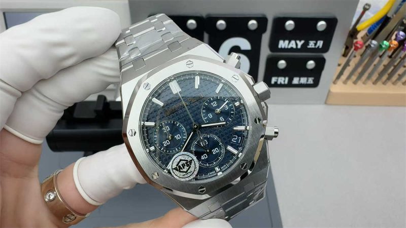Audemars Piguet 26240ST.OO.1320ST.05 Royal Oak 41mm Chronograph 1:1 Replica - Image 2