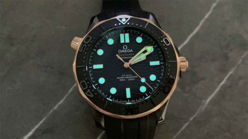 Omega Seamaster Diver 300M 43.5mm Black Ceramic Sedna Gold 1:1 Replica Homage - Image 2