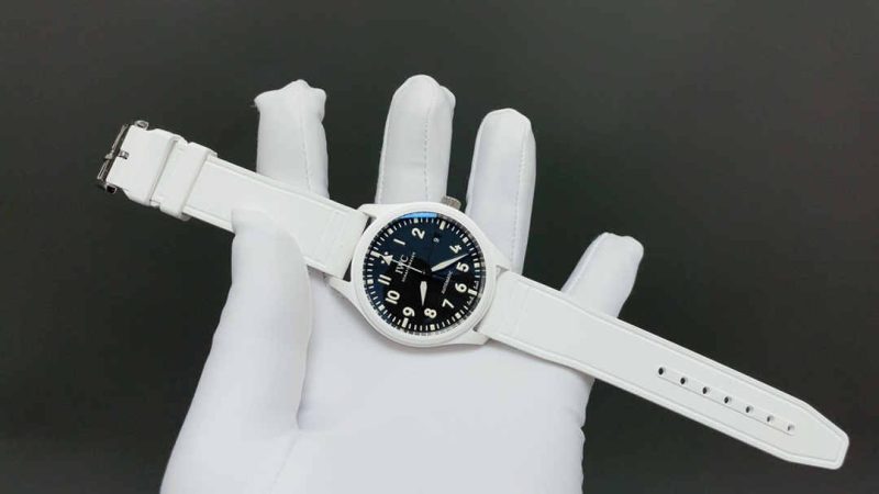 IWC Pilot’s Watch Automatic 41 TOP GUN Lake Tahoe IW328104 1:1 Replica by V7 Factory - Image 2