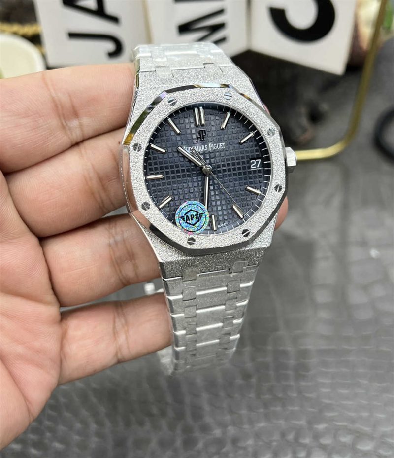APS Factory Royal Oak 15500ST.OO.1220ST.01 Frosted Gold 1:1 Replica – 41mm Blue Dial - Image 3