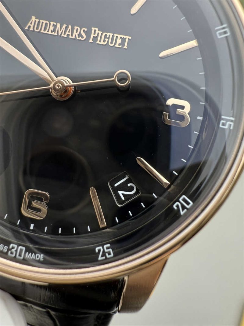 Audemars Piguet CODE 11.59 15210OR.OO.A002CR.01 APS 1:1 Rose Gold Replica - Image 3