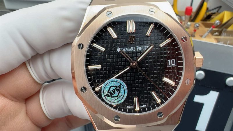 Audemars Piguet Royal Oak 15500OR.OO.1220OR.01 41mm Rose Gold 1:1 Replica Watch - Image 3